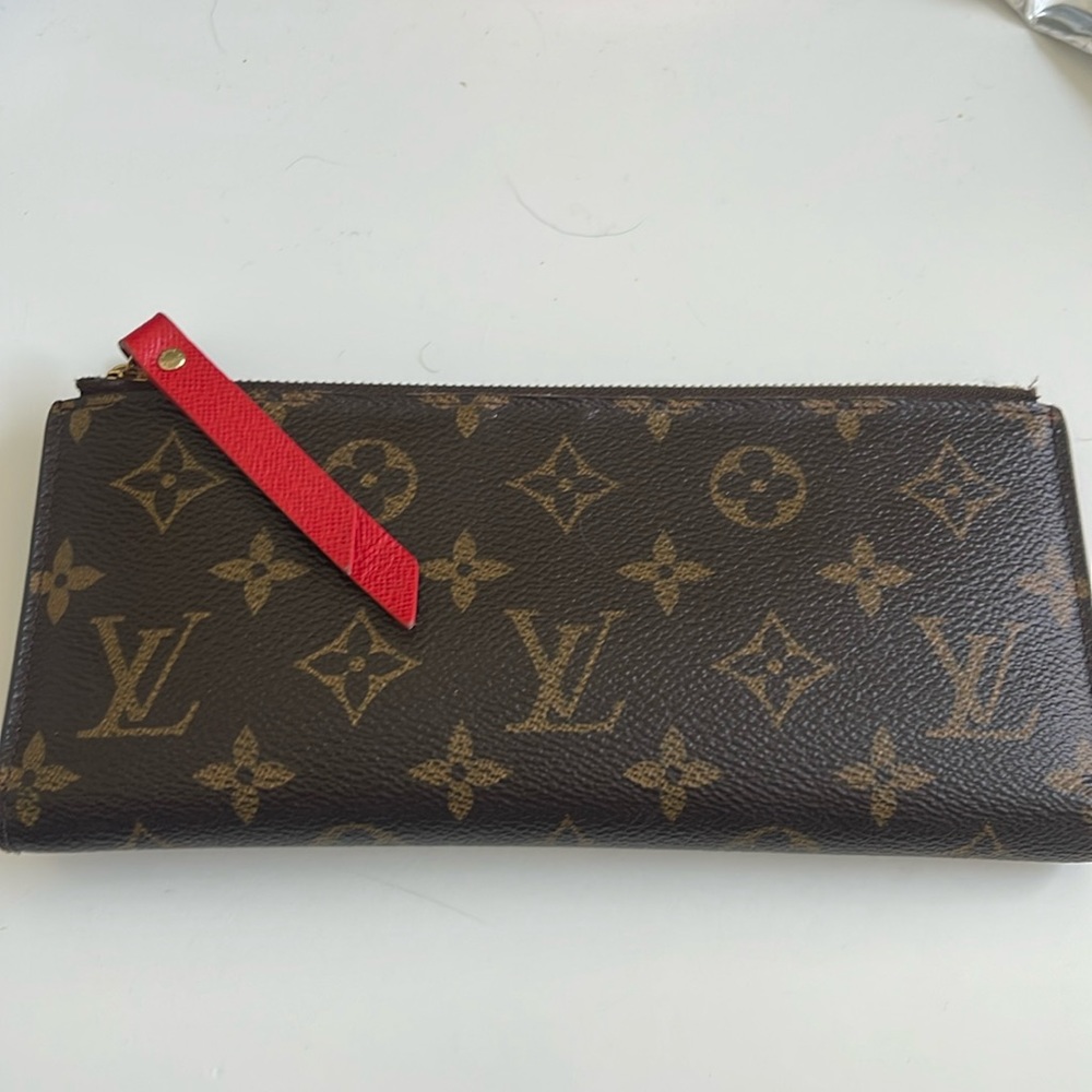 LOUIS VUITTON Monogram Adele Wallet